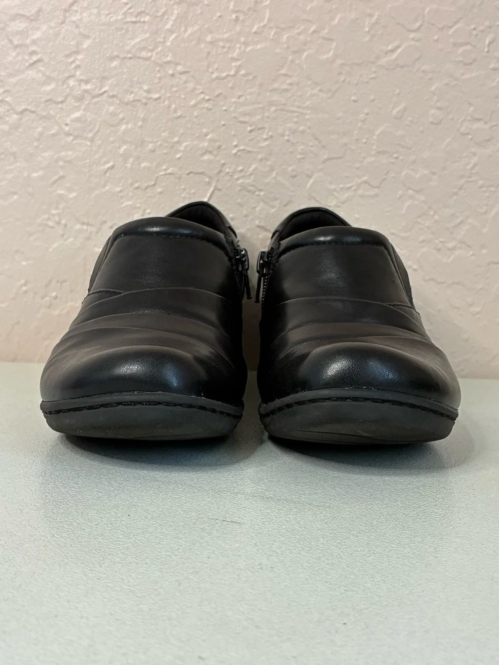 Clarks Channing Essa Black Leather Loafer Side  Zip Womens 9 Comfort Office
